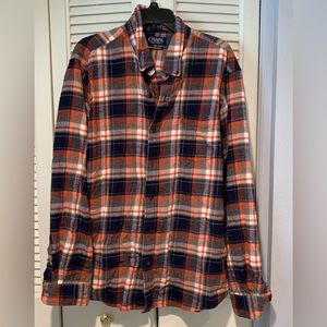 Men’s flannel button down